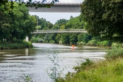 Marbach am Neckar : Herrenloses Ruderboot loest Grosseinsatz der Einsatzkraefte aus !